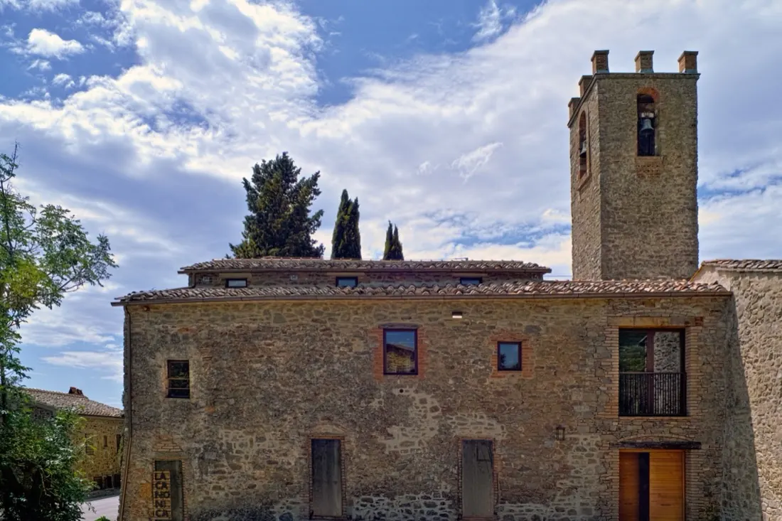 The tower above the hamlet